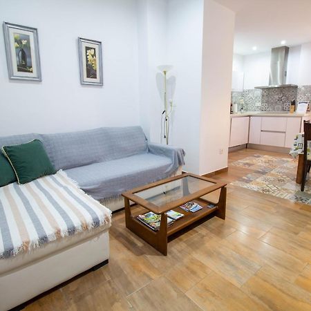 Rentitspain Confortable Apartamento Con Patio En Motril Exterior foto
