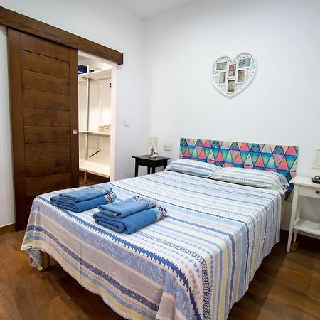 Rentitspain Confortable Apartamento Con Patio En Motril Exterior foto