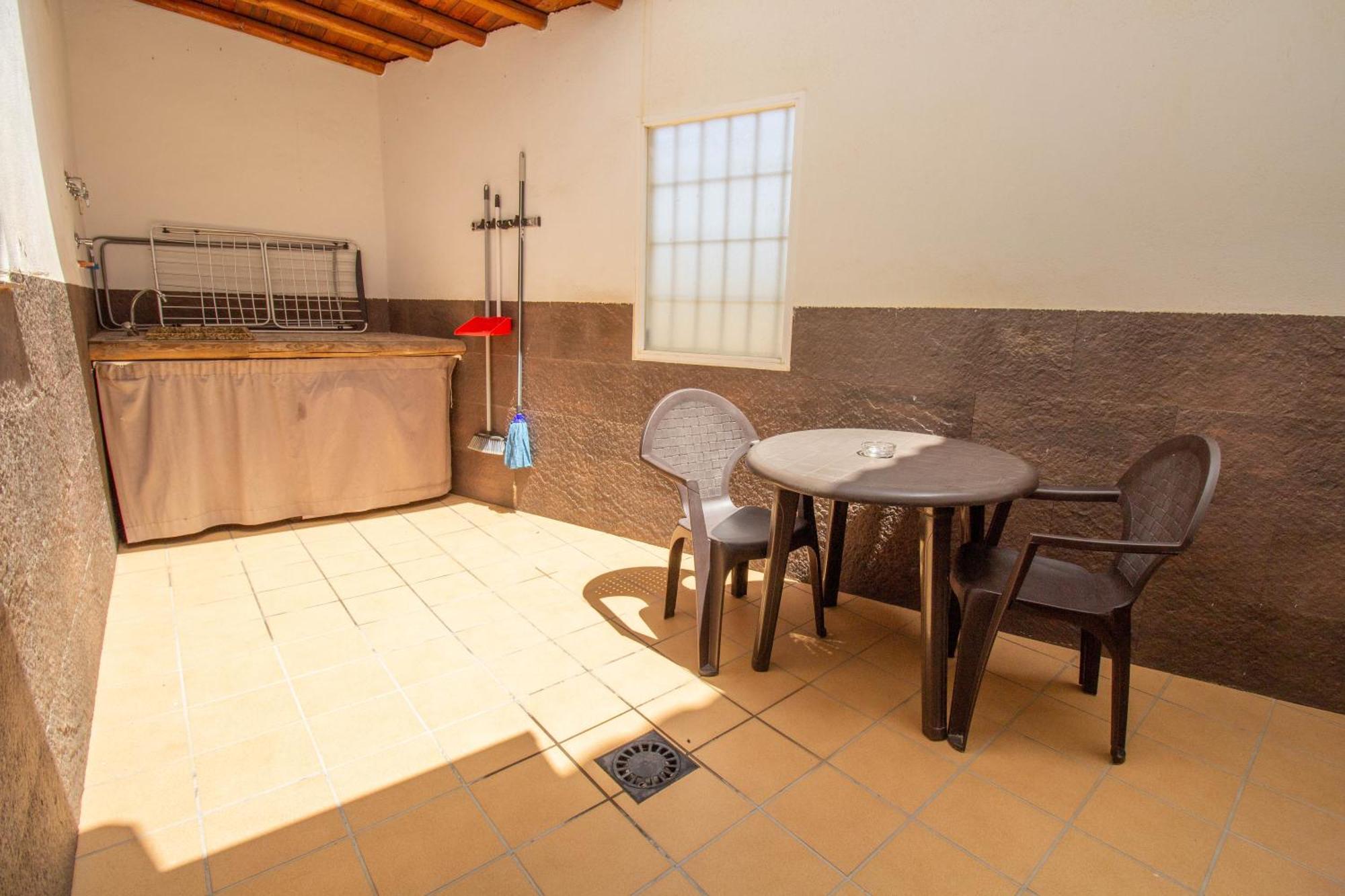 Rentitspain Confortable Apartamento Con Patio En Motril Exterior foto
